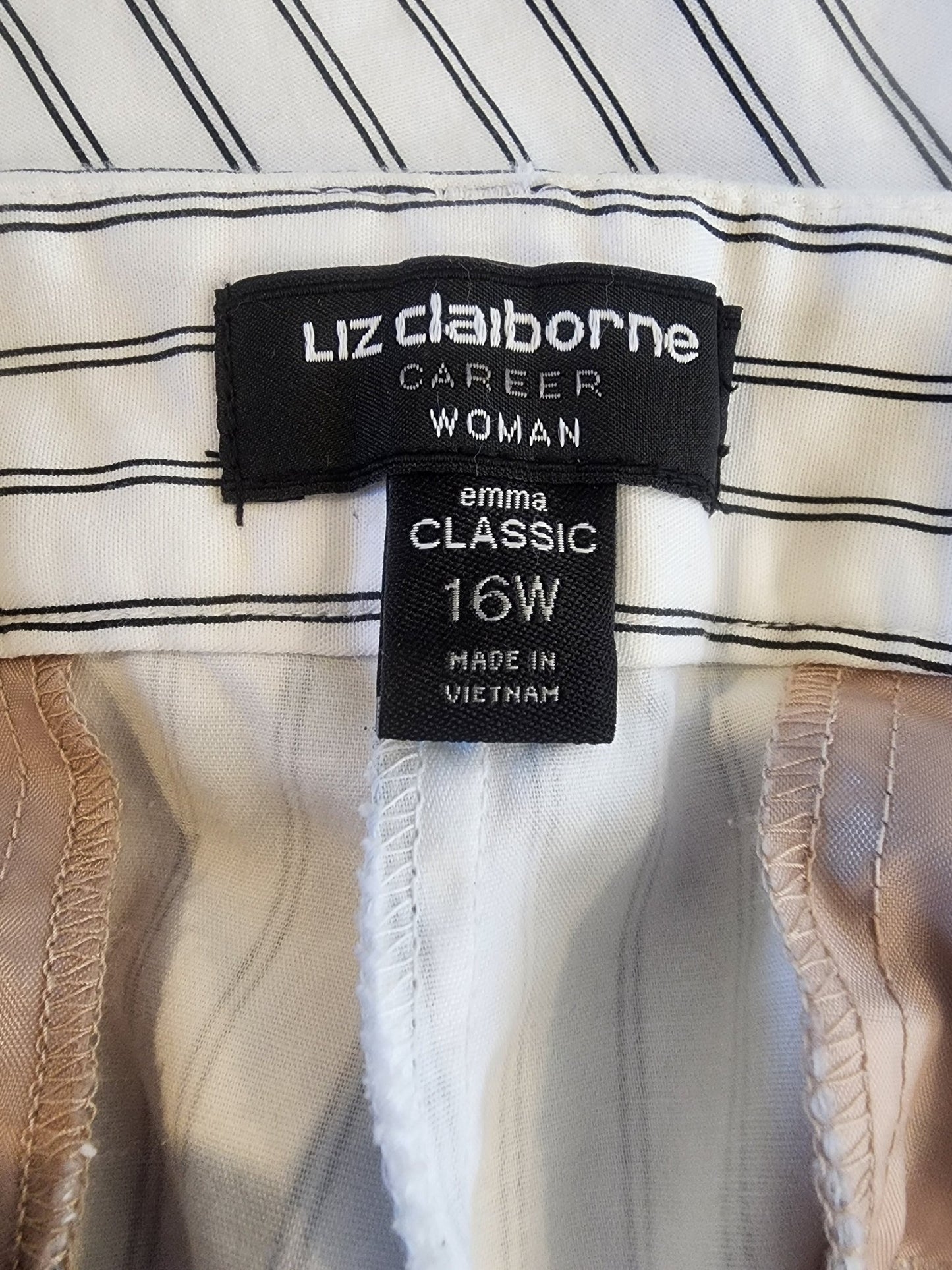 Liz Claiborne Capris white with Black Pinstripes Career Pants 16 XL - I Bought a Yard Sale