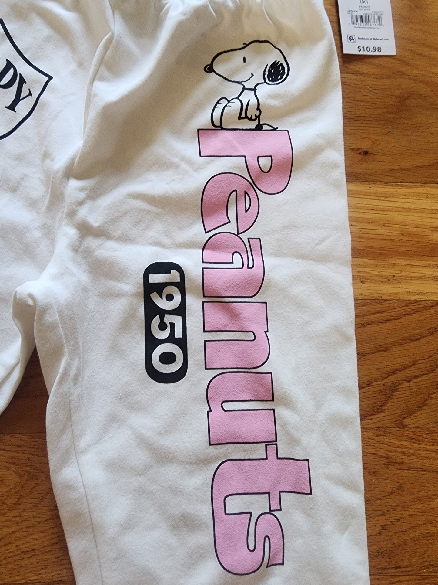 New Snoopy Peanuts off white shorts XXS 0 - I Bought a Yard Sale