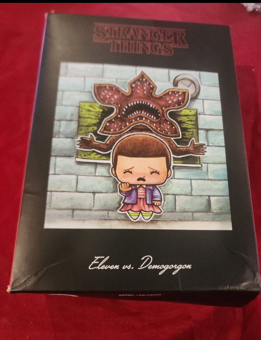 Stranger Things Eleven vs Demogorgon NIB (2017 Netflix/Loot Crate Exclusive) - I Bought a Yard Sale