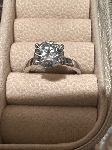 Jewelry and Accessories - I Bought a Yard Sale