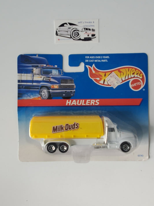 1996 Hot Wheels Haulers Milk Duds - I Bought a Yard Sale