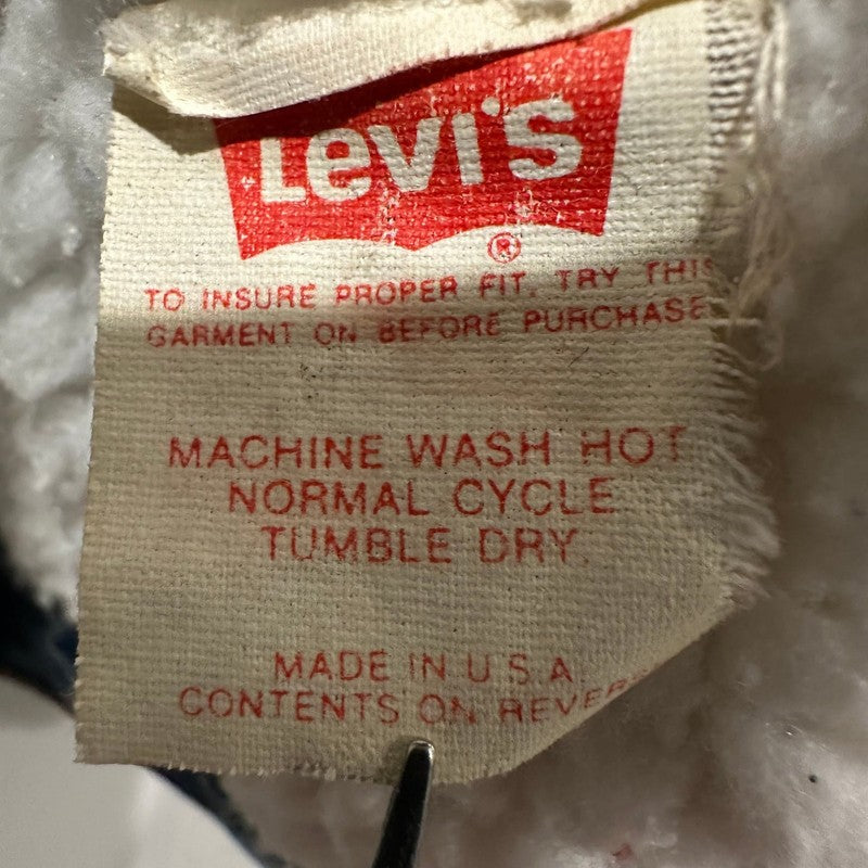 Vintage Levis Sherpa Lined Denim Trucker