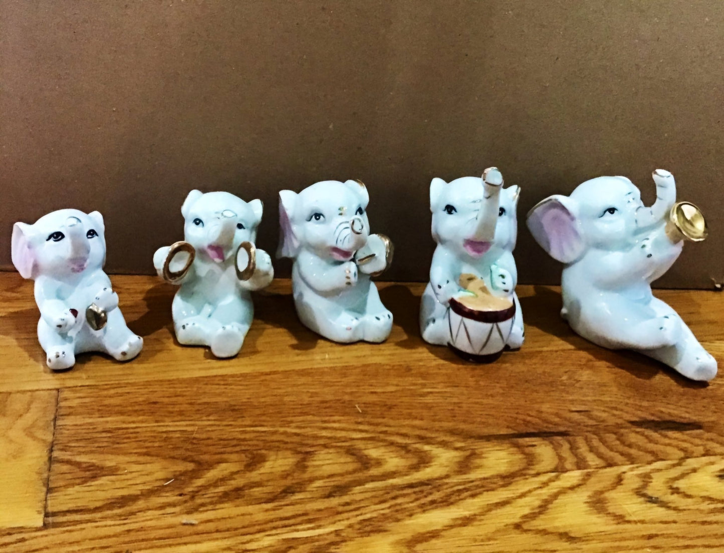 5 Vintage Orchestra band White Porcelain Elephants - I Bought a Yard Sale
