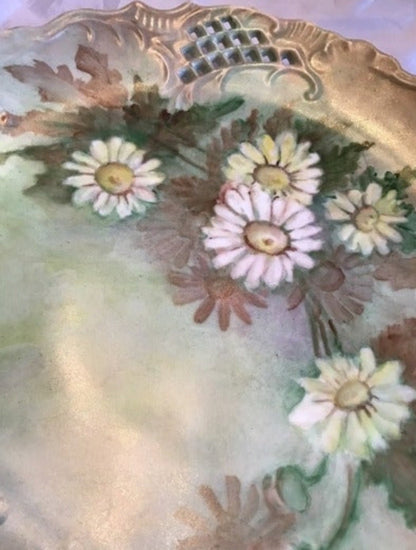 Antique plate with hand - painted Daisies Platter - I Bought a Yard Sale