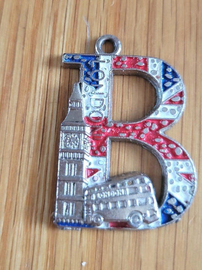 B Initial Pendant Love for London - I Bought a Yard Sale