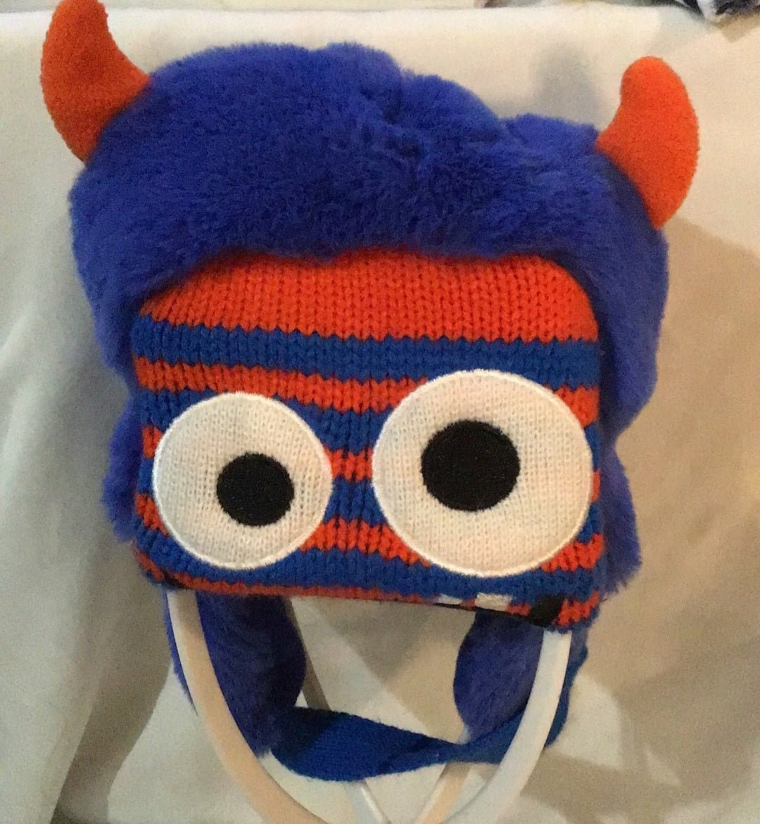 Boys warm Blue Monster Hat very soft 12 - 24m - I Bought a Yard Sale