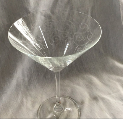Cocktail Glasses with etched Swirls - I Bought a Yard Sale