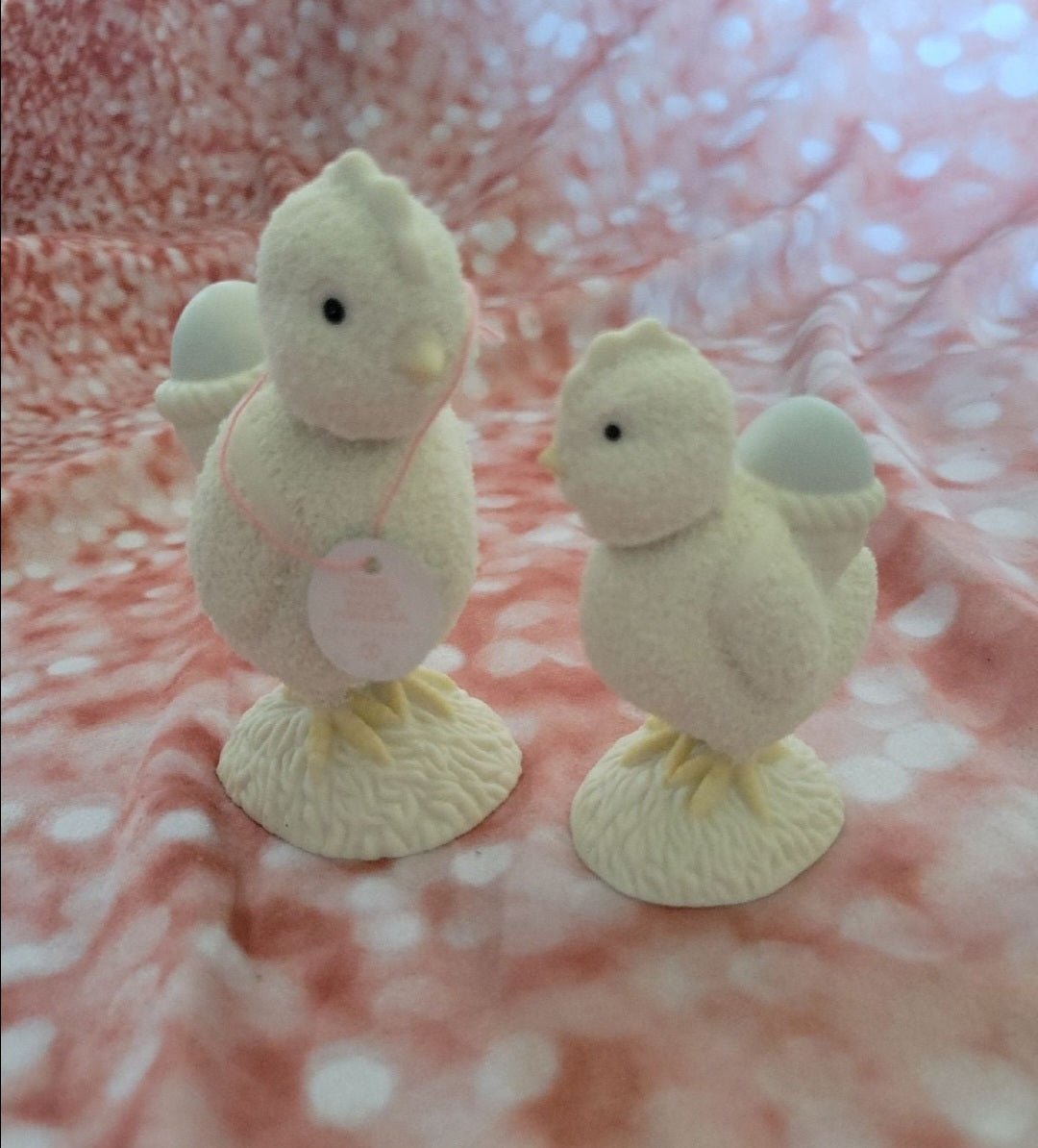 Dept 56 Two Chick Easter 2002 Figurines with bobble heaďs Snowbabies (1005) - I Bought a Yard Sale