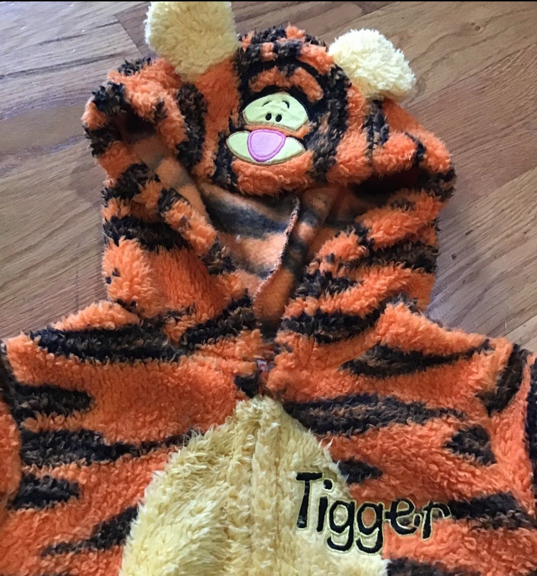 Disney's Tigger Costume - 18 Months - Roar - somely Cute! Winnie the Pooh - I Bought a Yard Sale