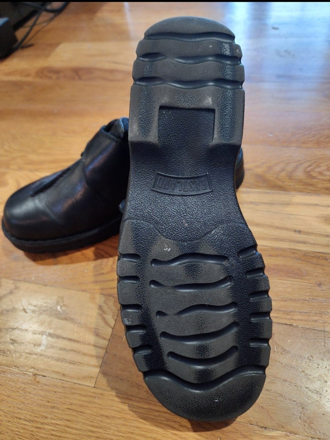 Eastland Syracuse Side Buckle Black Leather Comfort Women's Shoes Size 10W - I Bought a Yard Sale