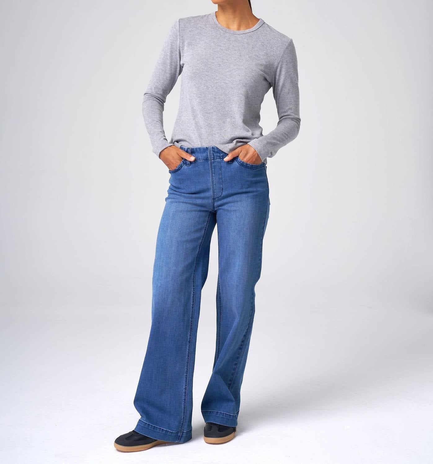 Effortless Wide Leg Jeans - I Bought a Yard Sale
