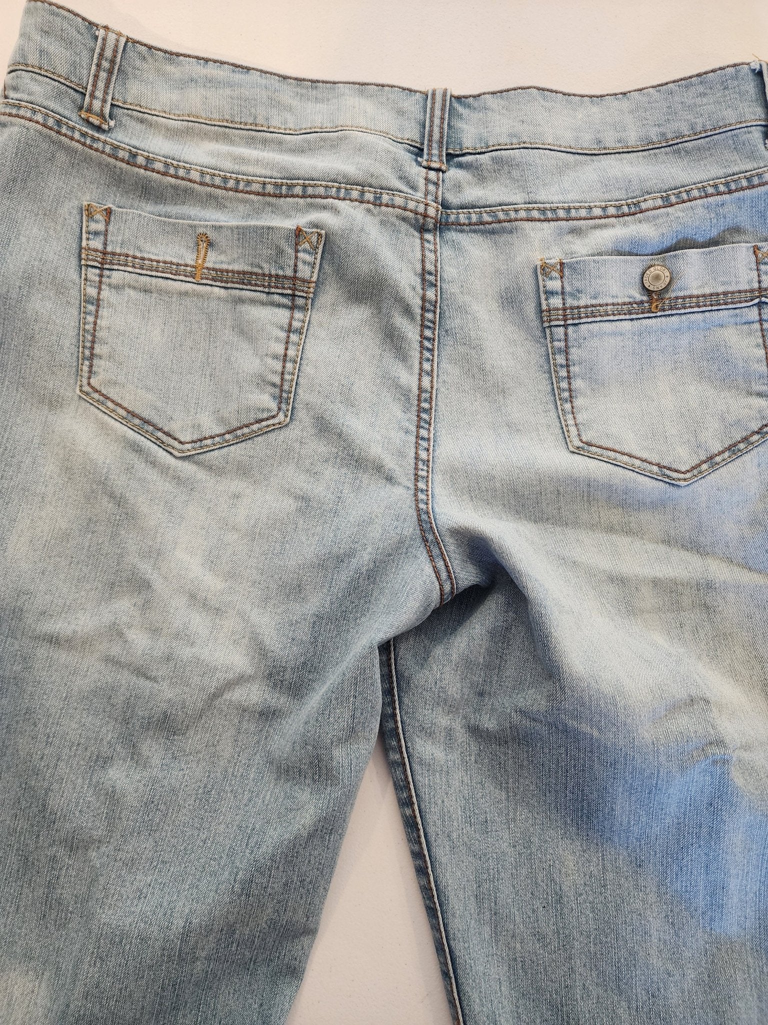 Faded Glory Capri Jeans. Cuffed. Size 18. - I Bought a Yard Sale