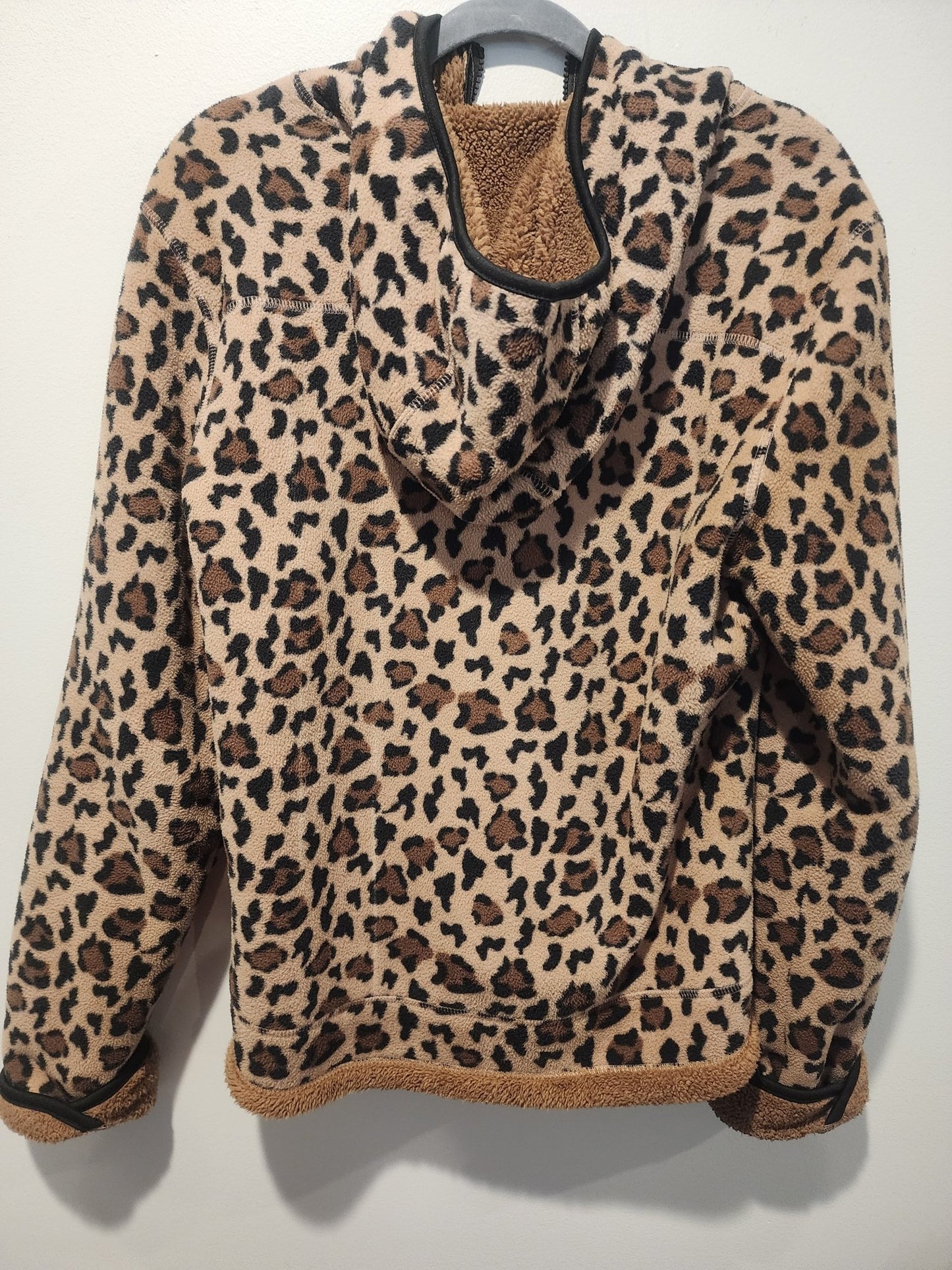 Faded Glory Leopard print Fleece Jacket M - I Bought a Yard Sale