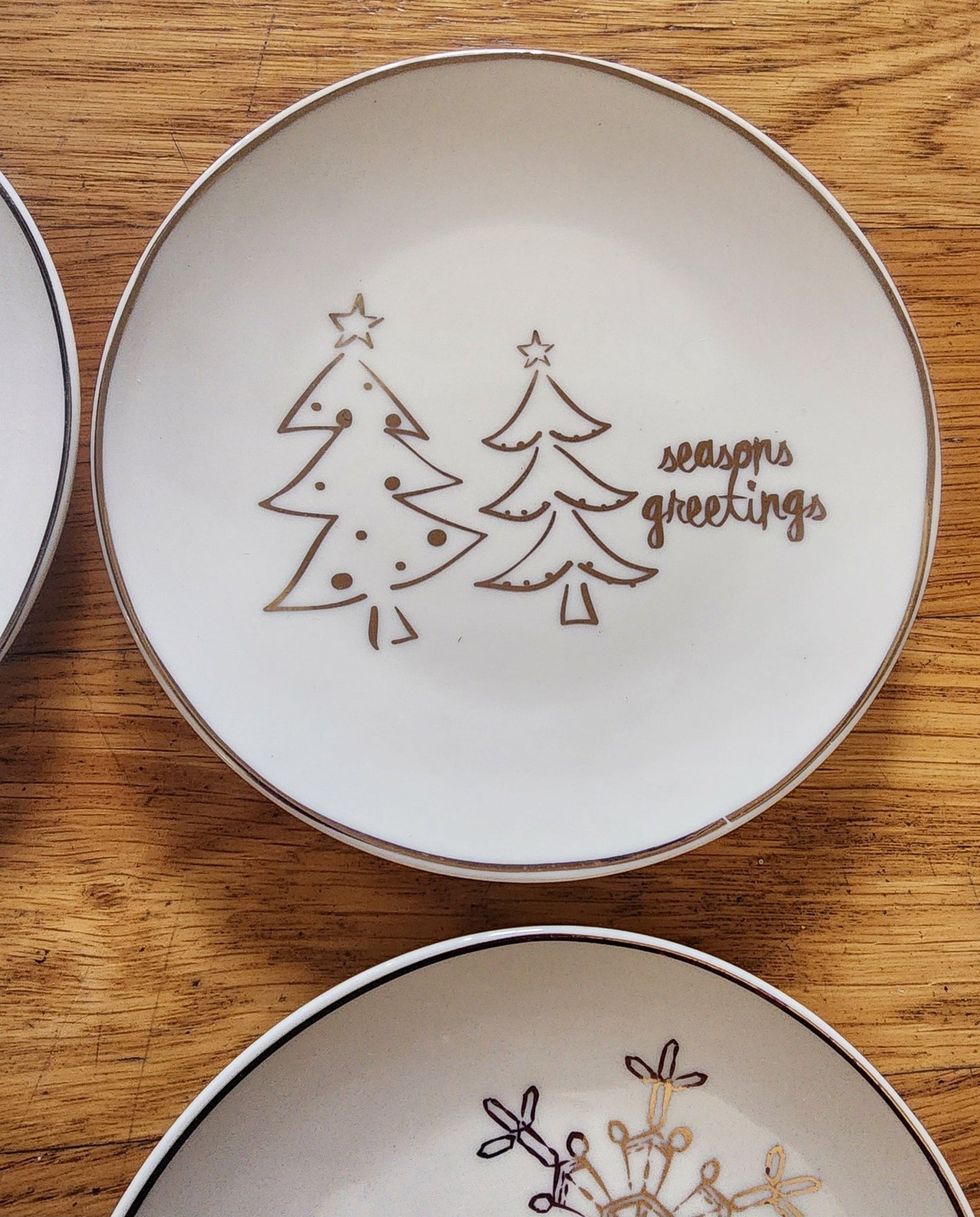 Four American Atelier holiday - themed dessert plates. Christmas - I Bought a Yard Sale
