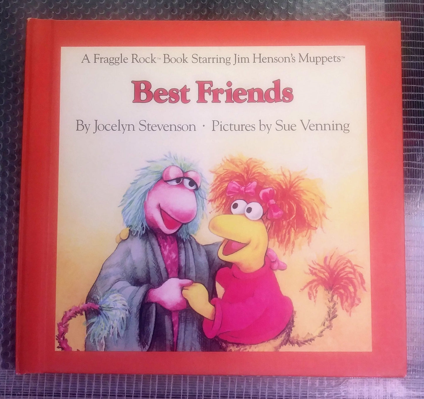 Fraggle Rock HC Book - Best Friends - I Bought a Yard Sale