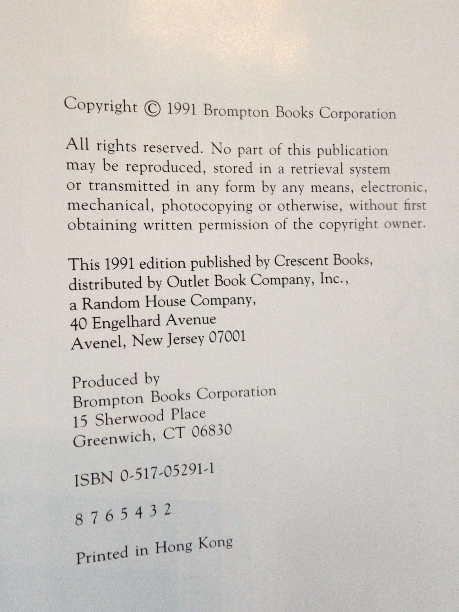 Frank Lloyd Wright Hardcover Book Maria Costantino Architecture Photos Fallingwater 1991 - I Bought a Yard Sale