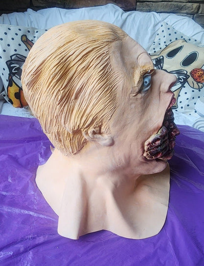 Horror latex Mask with alien coming out of man's Mouth - I Bought a Yard Sale