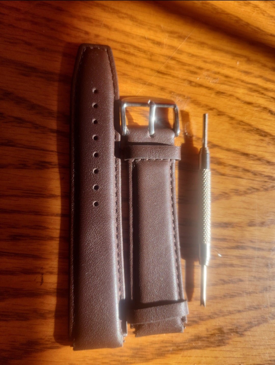 Huawei smart watch Brown Leather band, open box, never used. Sku 521 - I Bought a Yard Sale