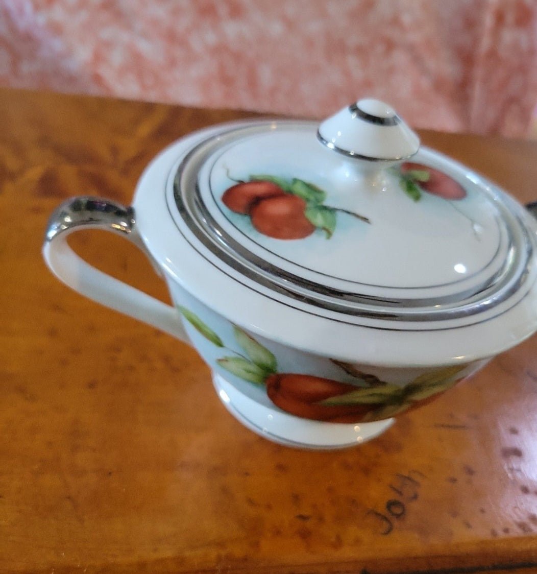 Imperial China Dalton Assoc Sincerity 318 pattern Sugar Bowl Apples - I Bought a Yard Sale