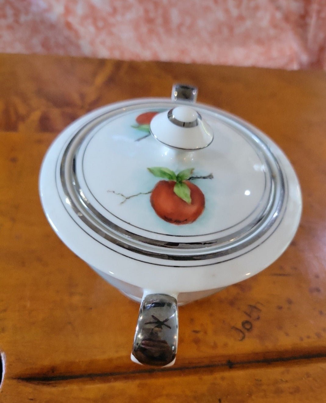 Imperial China Dalton Assoc Sincerity 318 pattern Sugar Bowl Apples - I Bought a Yard Sale
