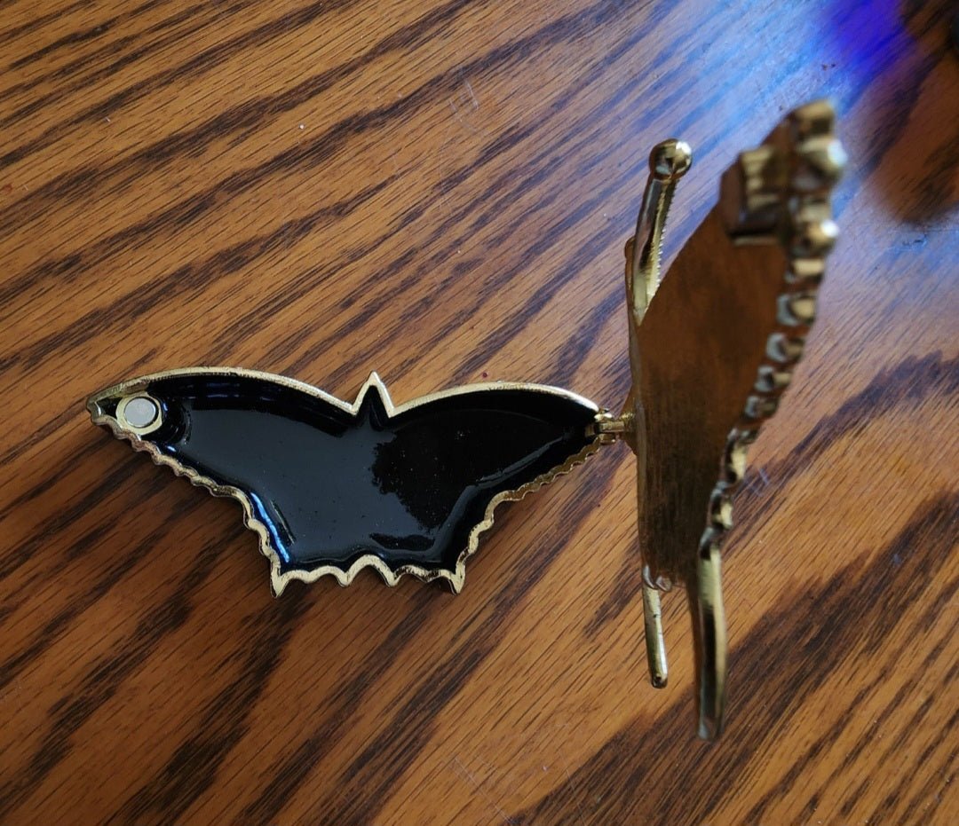 Jewelèd Enamel Butterfly Pill trinket Box - I Bought a Yard Sale