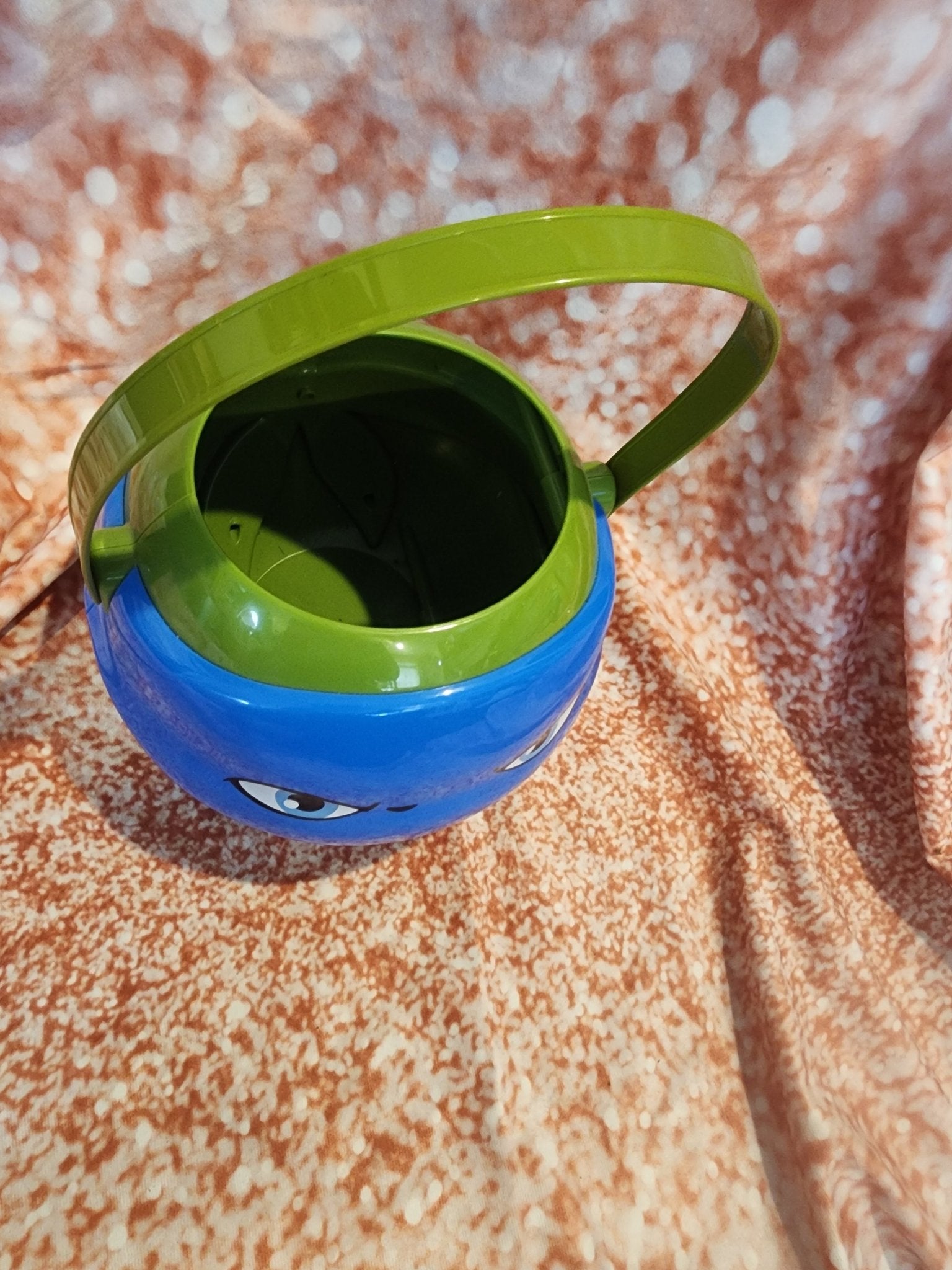 Leonardo TMNT Teenage Mutant Ninja Turtle Viacom Candy Carry Bucket Halloween - I Bought a Yard Sale