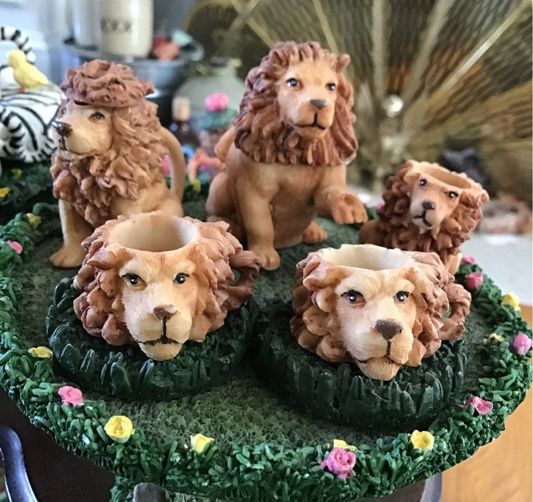 Lion Miniature Tea Set Resin Tray , Pot Sugar Creamer Cups & Saucer 8 Piece Set - I Bought a Yard Sale