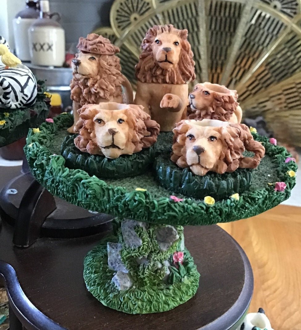 Lion Miniature Tea Set Resin Tray , Pot Sugar Creamer Cups & Saucer 8 Piece Set - I Bought a Yard Sale