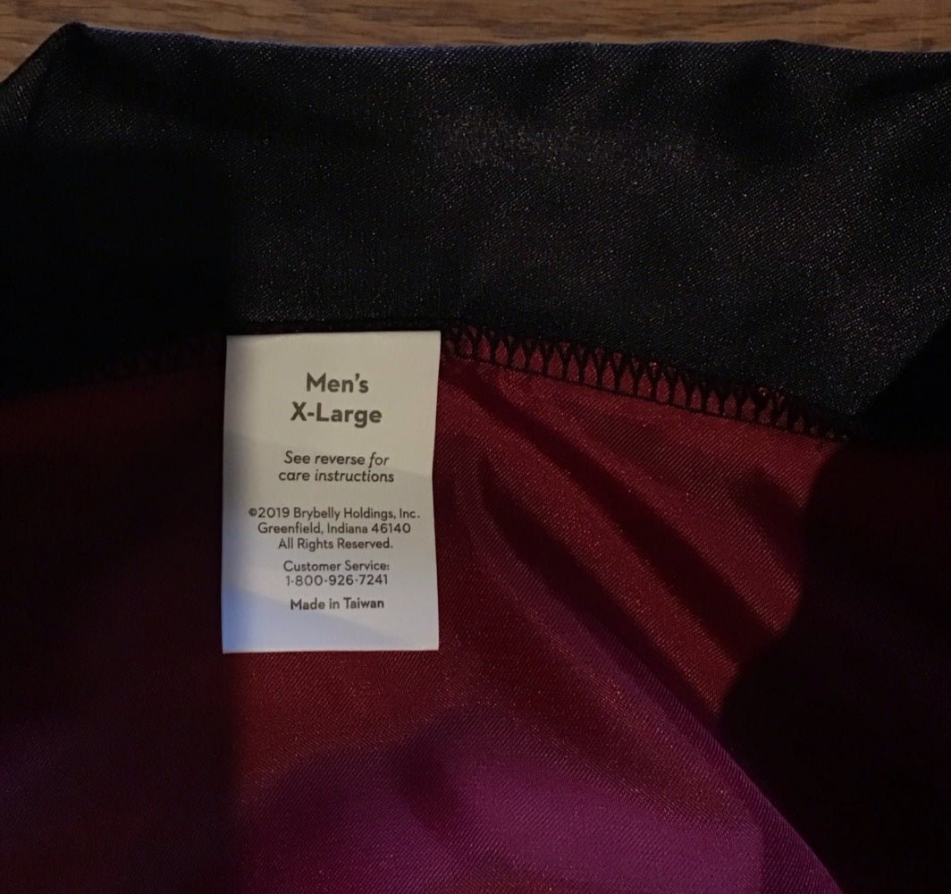 Men’s Most Interesting Man Silky Longewear XL - I Bought a Yard Sale