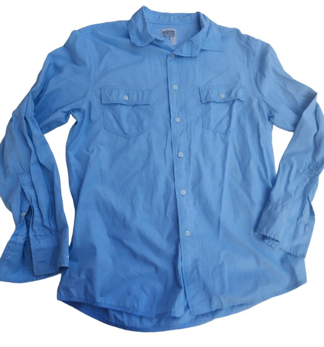New Mossimo Supply women’s Denim Shirt M - I Bought a Yard Sale
