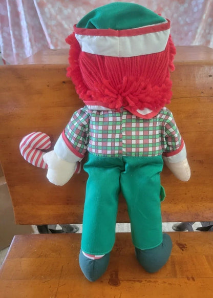 Raggedy Andy Christmas Edition Holiday Doll, 18", 2007. Features a candy cane - I Bought a Yard Sale