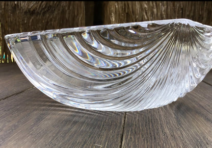 Scalloped Shell Bowl - Candy Dish, Serving, Decor - 8.5" x 9" - I Bought a Yard Sale