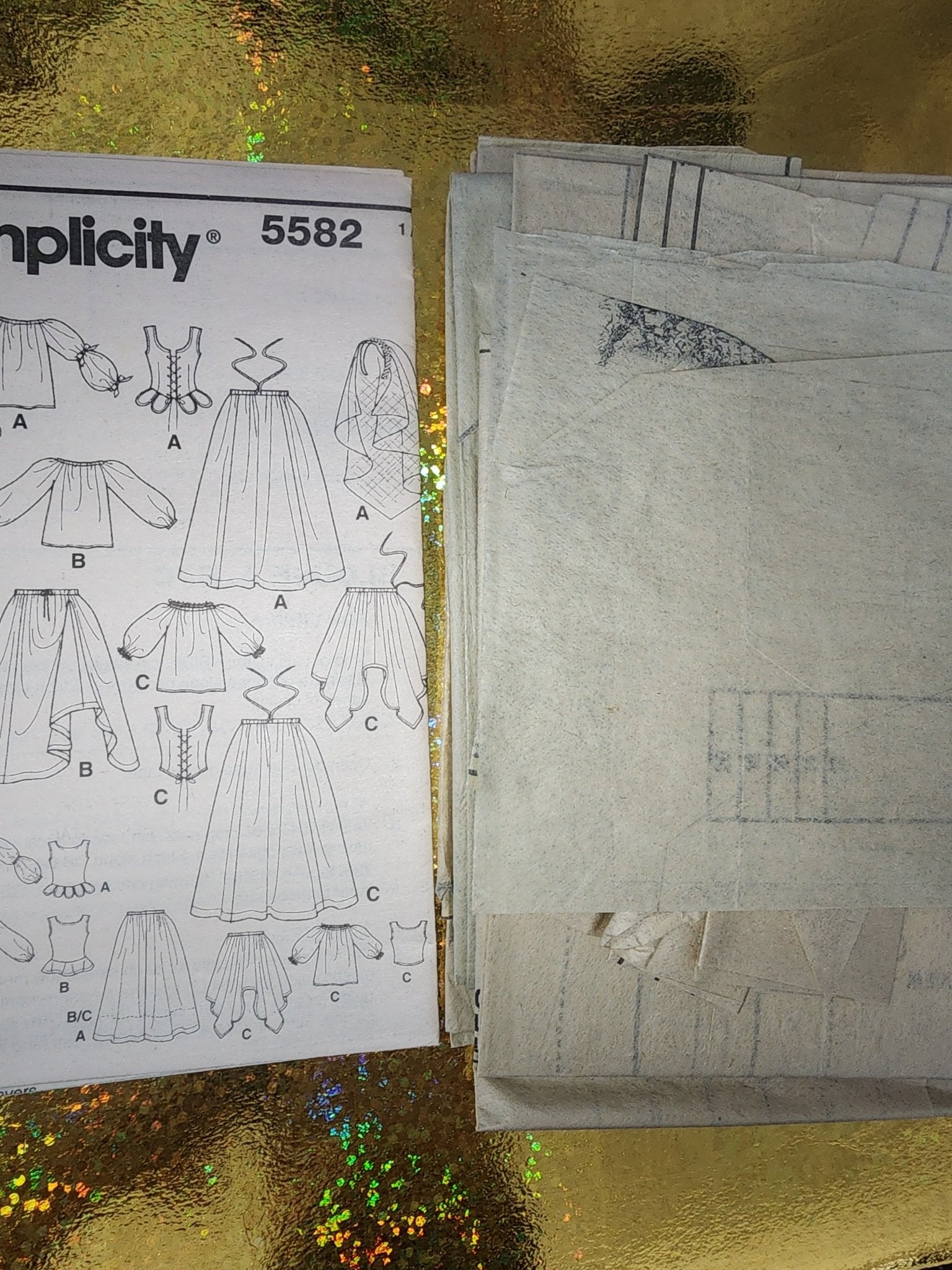 SIMPLICITY 5582 Renaissance Costume Pattern P5 12 14 16 18 Partially cut to s18 - I Bought a Yard Sale