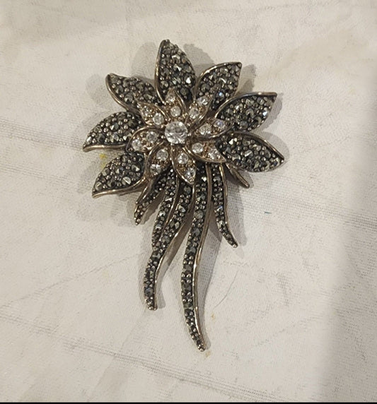 Stunning sterling Silver Pendant showcases an intricately detailed flower - I Bought a Yard Sale