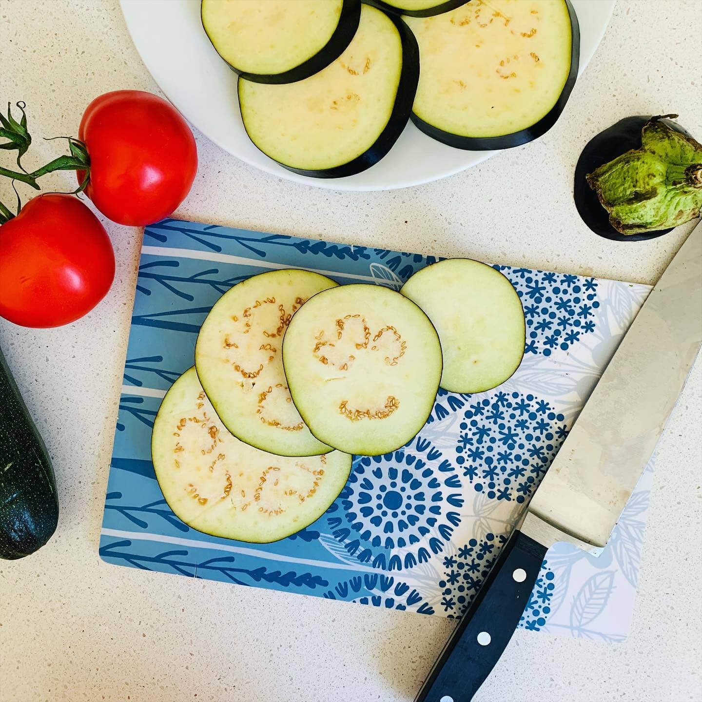 Sustainable Cutting Board | Bloom in Blue - I Bought a Yard Sale