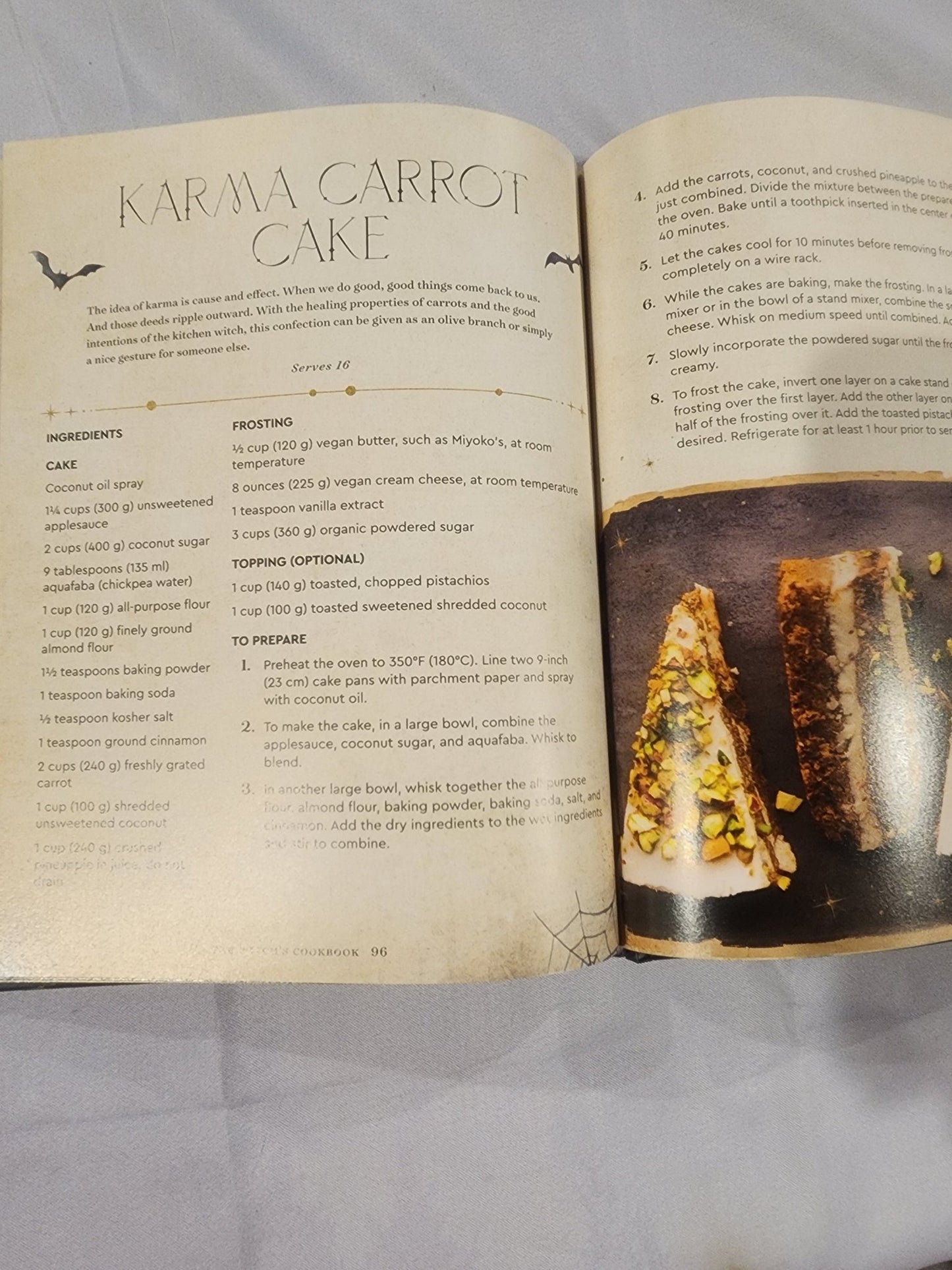 The Witch's Cookbook: 50 Wickedly Delicious Witchcraft - Inspired Recipes HB Book - I Bought a Yard Sale