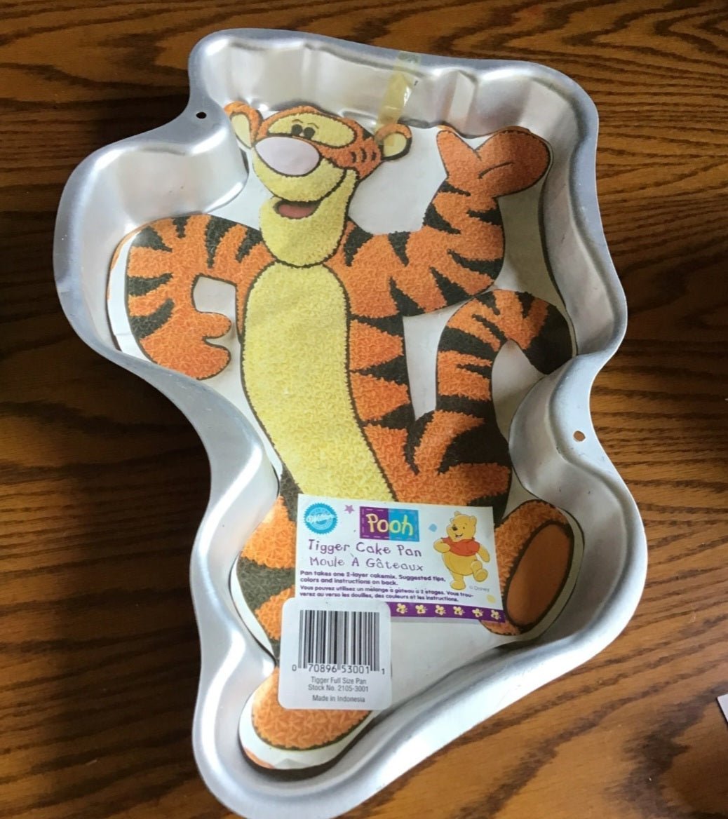 Tigger Cake Pan Wilton Disney 2105 - 3001 Aluminum With Instruction Insert Pooh - I Bought a Yard Sale