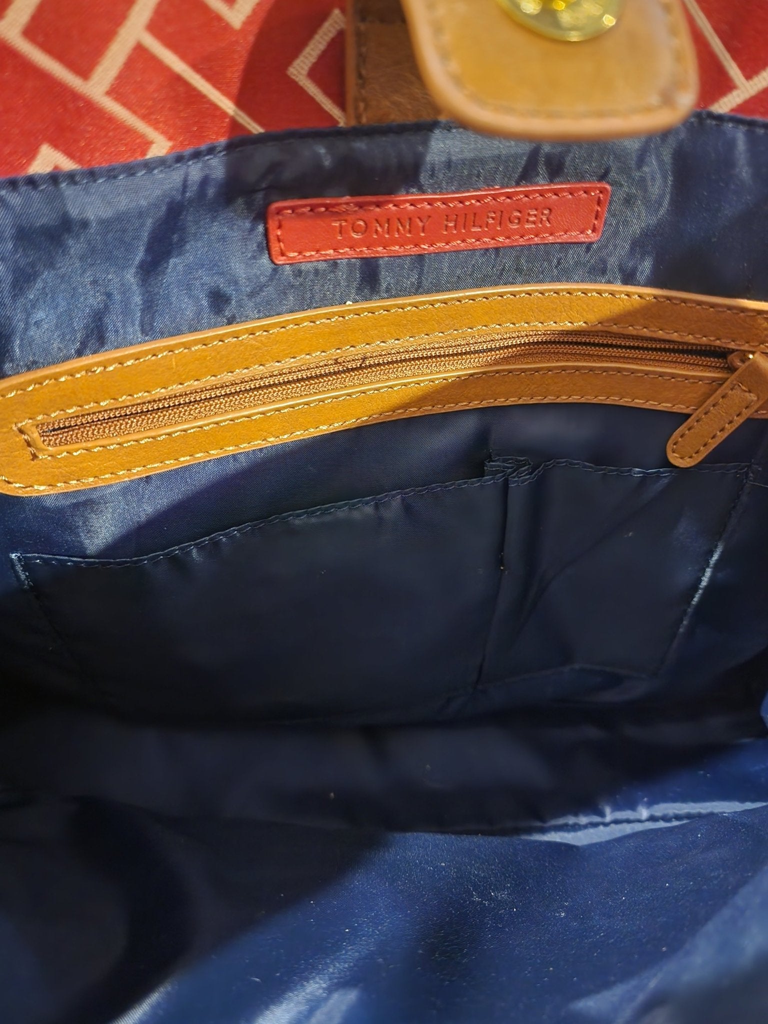 Tommy Hilfiger TH Logo Handbag Tote Multi Color Large Purse Shoulder Bag - I Bought a Yard Sale