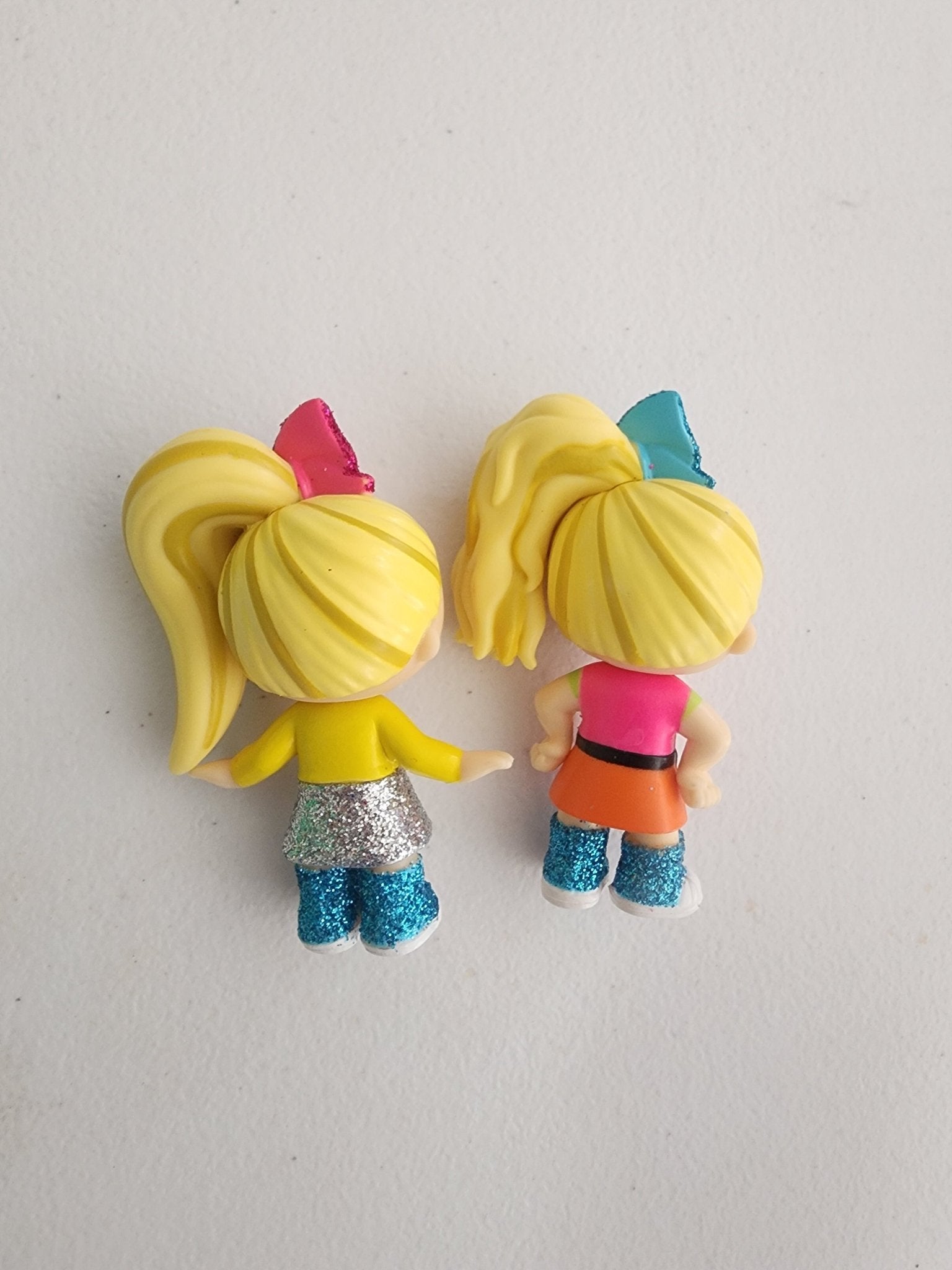 Two Nickelodeon Jojo Siwa Live Your Dream 3" Inch Mini Collectible Figures 2019 - I Bought a Yard Sale