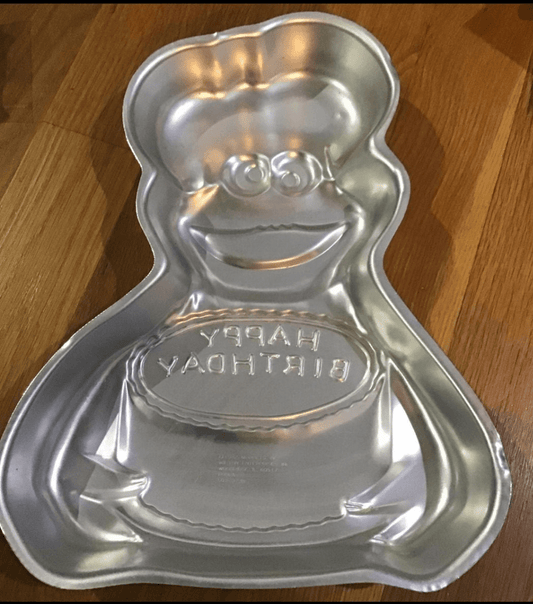 Vintage Cookie Monster cake pan from 1982 - I Bought a Yard Sale