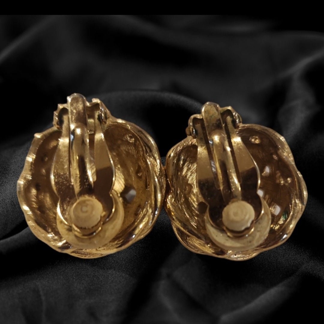 Vintage Gold Love Knot Clip Earrings by Givenchy - I Bought a Yard Sale