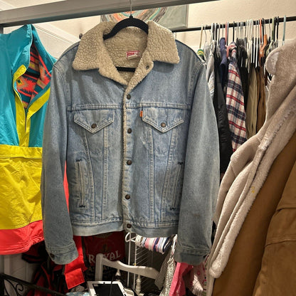 Vintage Levi's Sherpa Lined Denim Trucker Jacket - Light Wash Orange Tab - I Bought a Yard Sale