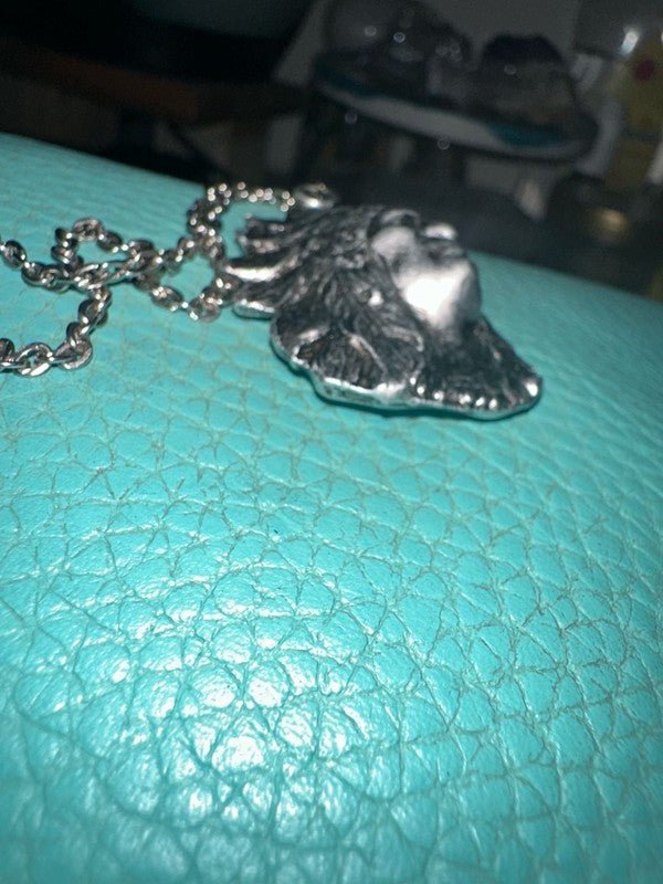 Vintage Oxidized Silver Tone Native American Chief Head Pendant Neckla - I Bought a Yard Sale