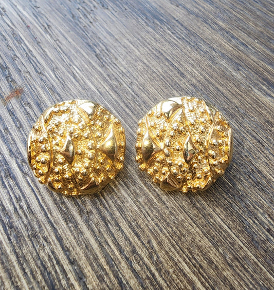 Vintage Sarah Coventry Gold Tone Textured Clip - On Earrings. Button style with a unique nugget texture. Excellent condition." - I Bought a Yard Sale