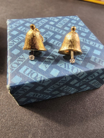 VTG 70s Avon Delicate Bells Christmas Holiday Dainty Gold Tone pierced Earrings - I Bought a Yard Sale