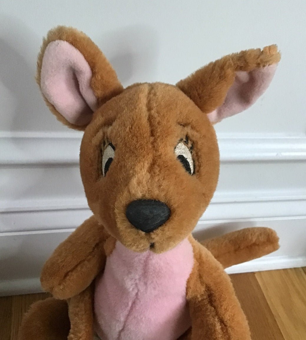 Vtg Kanga Disney World Exclusive Kangaroo Winnie the Pooh (102) - I Bought a Yard Sale