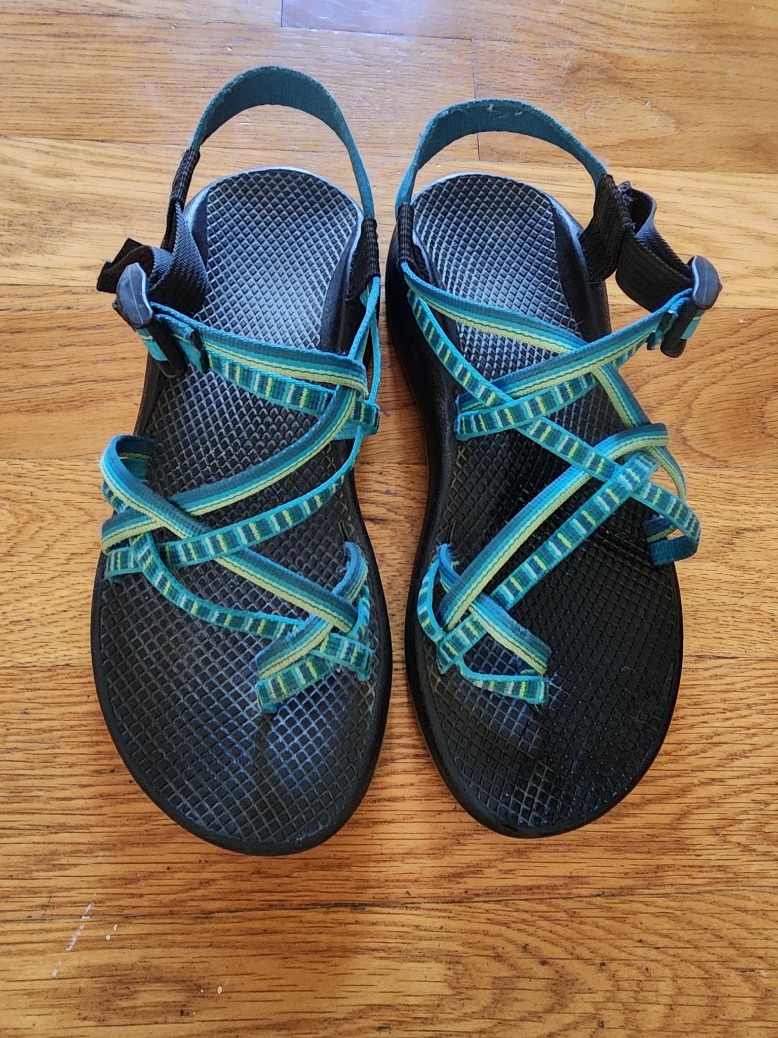 Women's Chaco ZX/2 Yampa River sandals in blue and green, size 10 - I Bought a Yard Sale