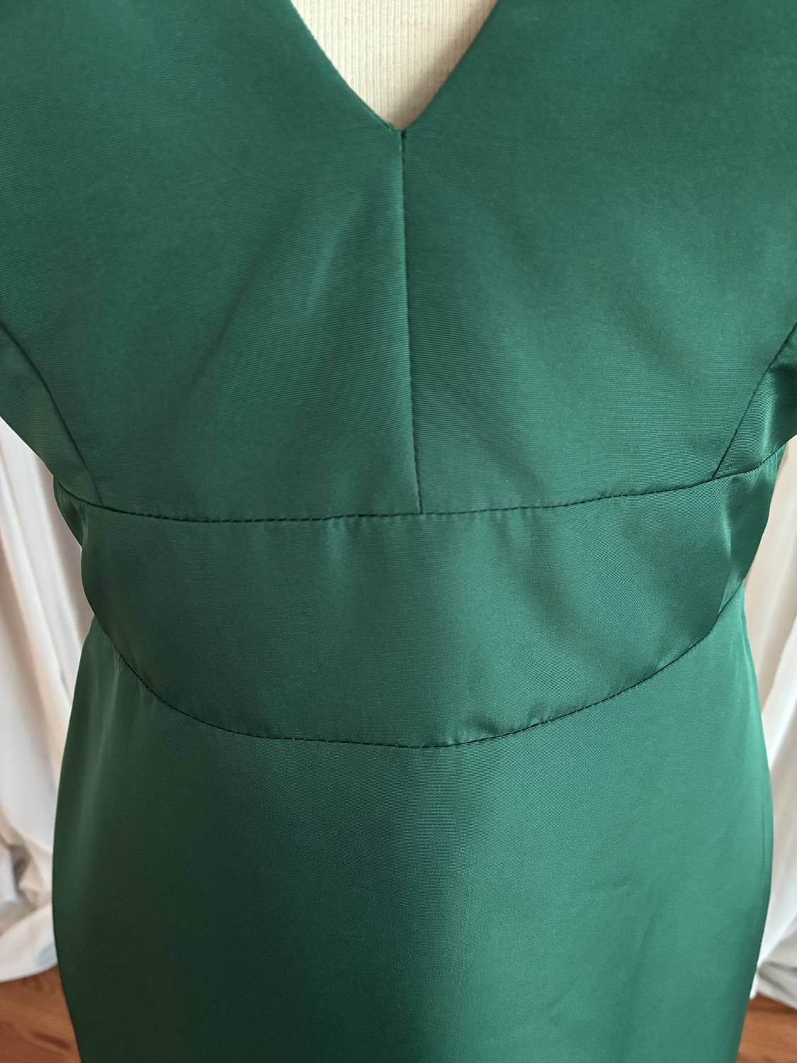 Women's Crepe Full - Length Sleeveless Dress - I Bought a Yard Sale
