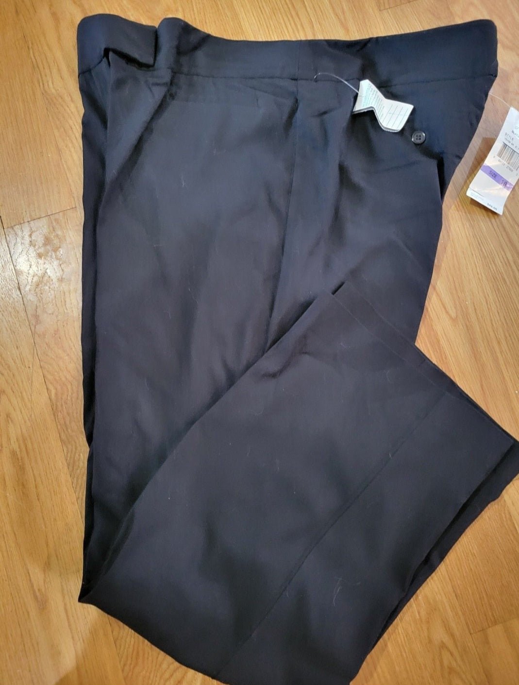 Women's Lark Lane Black Pants size 18 - I Bought a Yard Sale