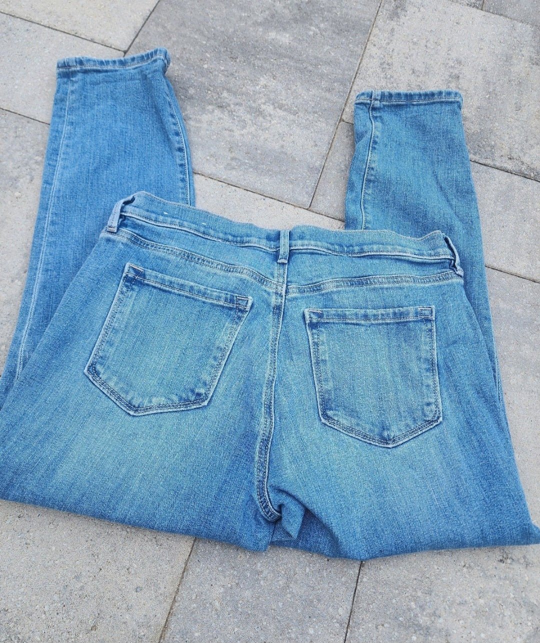 Women's Loft Blue Jeans size 8 - I Bought a Yard Sale